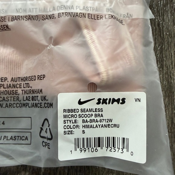 SKIMS x Nike Ribbed Seamless Micro Scoop Bra Himalayan Ecru Size S Collaboration - Picture 4 of 7